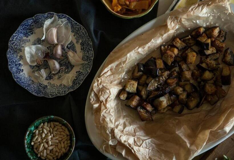 اتاق استاندارد سه تخته با چشم‌انداز باغ, B&b Puntodivista
