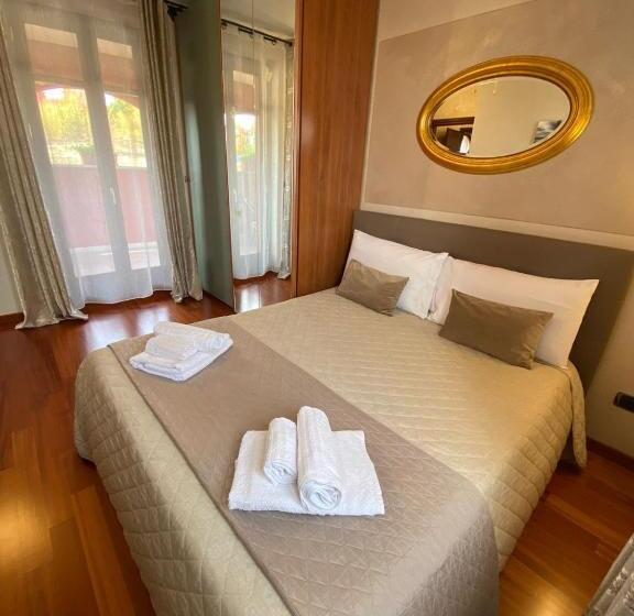 سوییت جونیور لوکس, Villa Laura Rooms & Pool