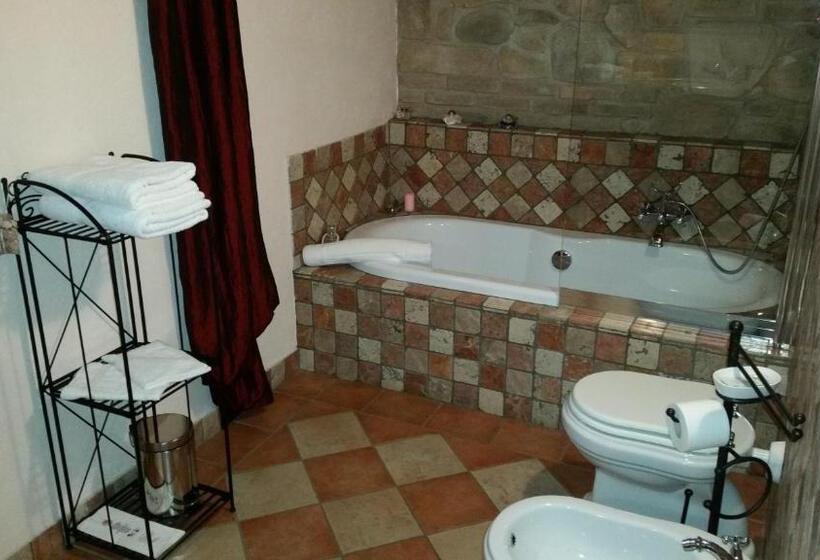 سوییت جونیور, Villa Laura Rooms & Pool