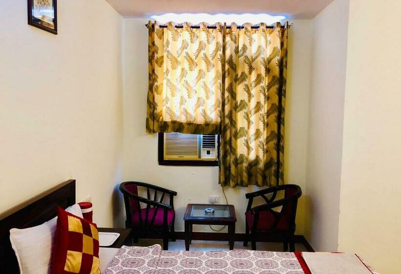 اتاق لوکس, Classic Inn Near Railway Station Jaipur