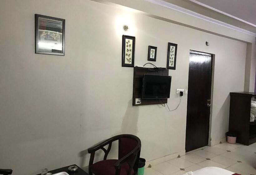 اتاق لوکس خانوادگی, Classic Inn Near Railway Station Jaipur