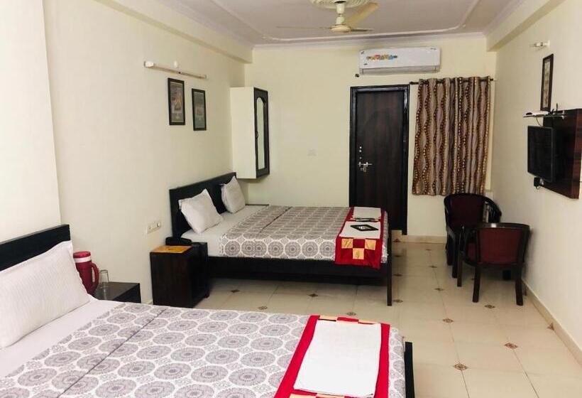 اتاق لوکس خانوادگی, Classic Inn Near Railway Station Jaipur