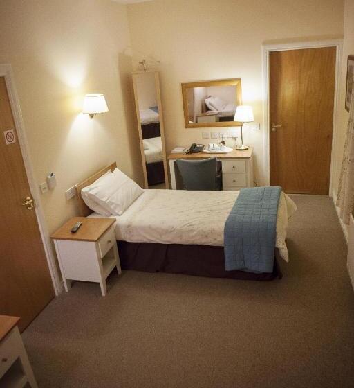 اتاق استاندارد یک نفره, The Derg Arms B&b