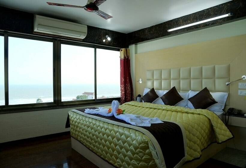 غرفة تنفيذية, Tri Sea Hotel (p) Ltd