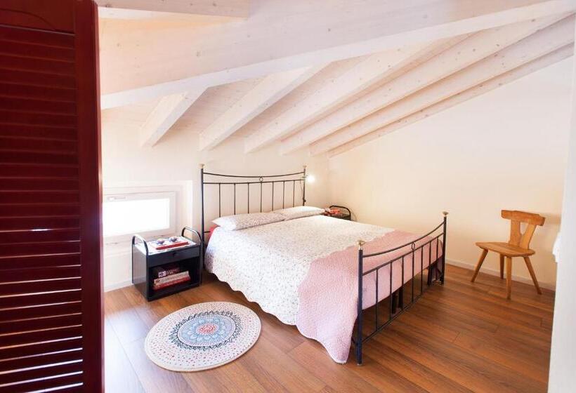 اتاق خانوادگی, Villa Laila Bed & Breakfast
