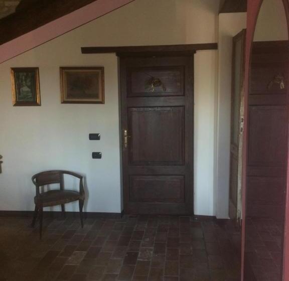 اتاق استاندارد, B&b Ai Tre Confini