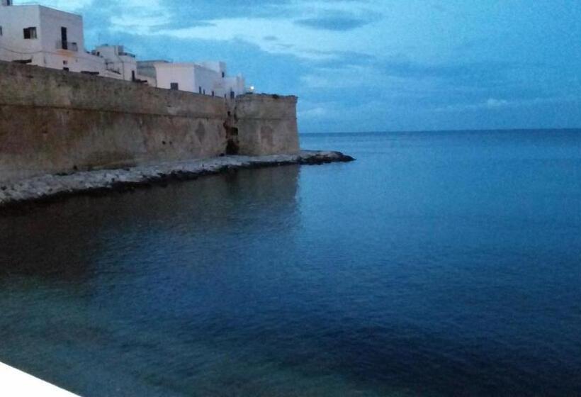 اتاق استاندارد سه نفره, Affittacamere La Cattedrale