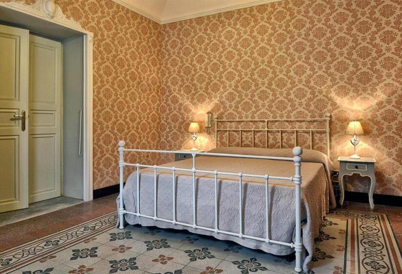 اتاق لوکس با تخت بزرگ, Palazzo Bella