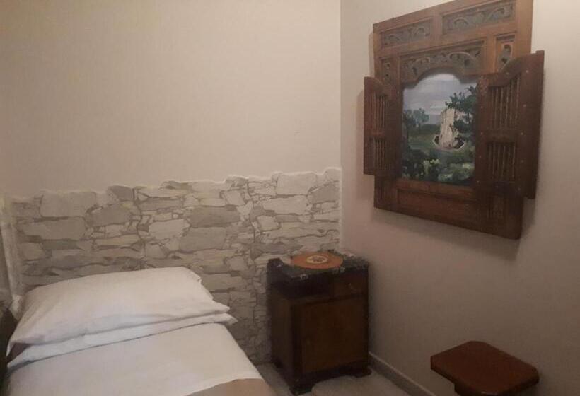 اتاق خانوادگی, Sicilia In Miniatura Boutique B&b