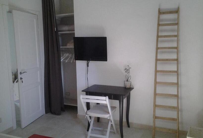 اتاق استاندارد با چشم‌انداز باغ, Tenuta Don Paolino
