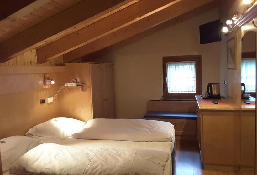 اتاق پنت هاوس, Chalet Brigitte B&b