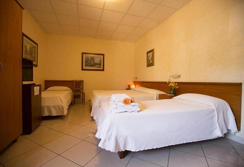 اتاق استاندارد سه نفره, Albergo La Principessa