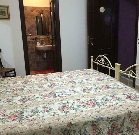 اتاق لوکس با بالکن, B&b Ciritorno