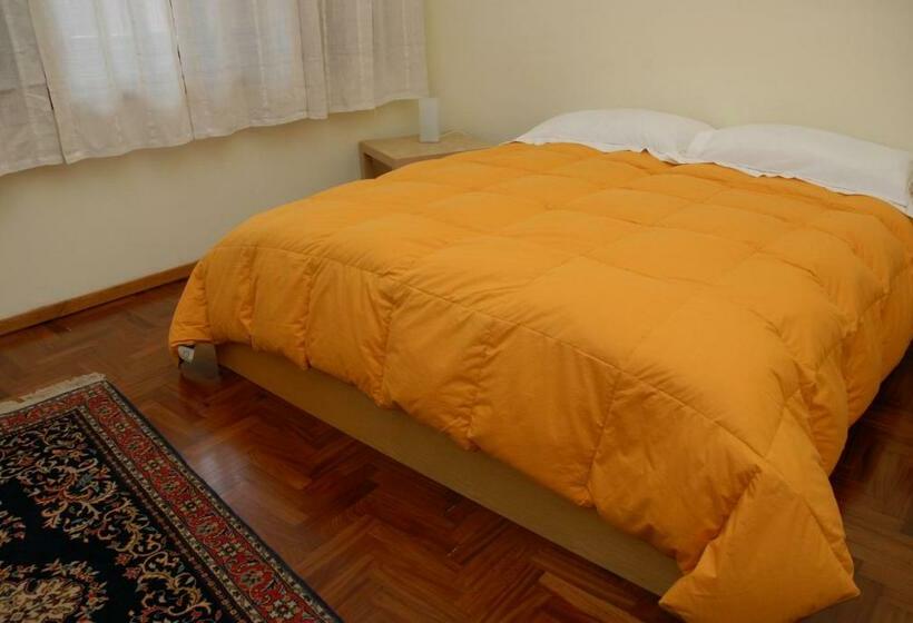 اتاق استاندارد, A Caso