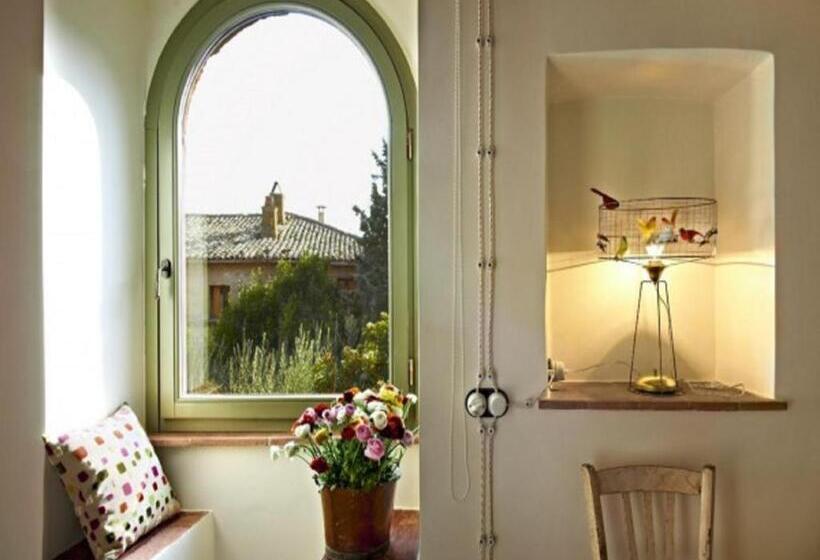 سوییت لوکس, Corte Della Maesta Antica Residenza