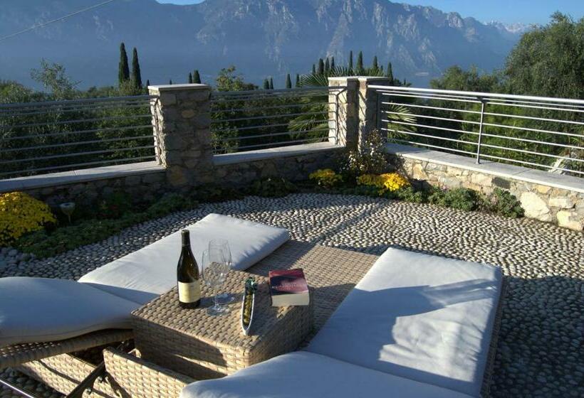 اتاق استاندارد با بالکن, Guesthouse Grand View