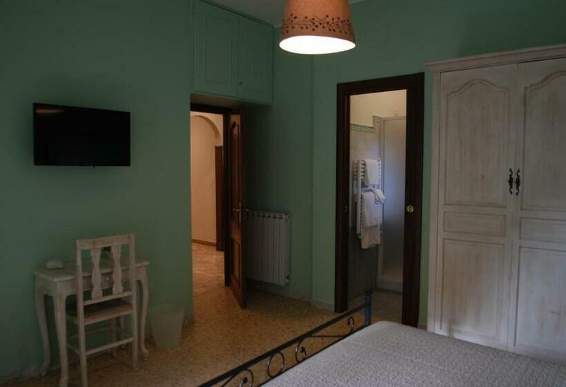 اتاق استاندارد, La Cannella