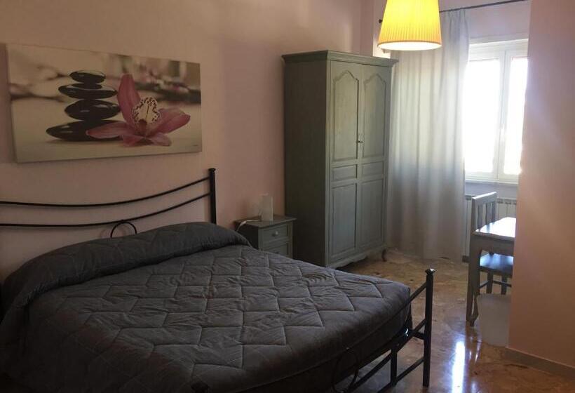 اتاق استاندارد, La Cannella