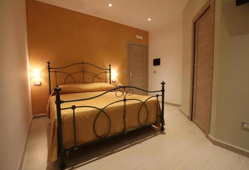 اتاق استاندارد سه نفره, La Suite Del Faro