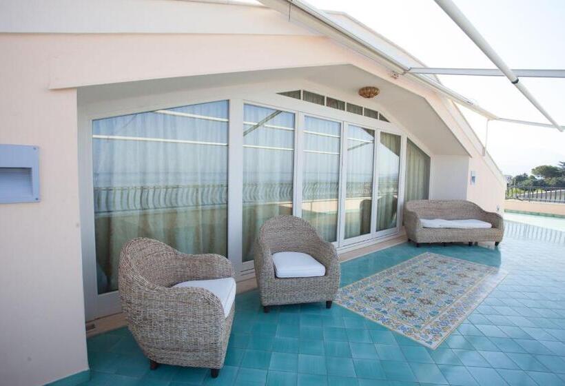 Deluxe Suite Sea View, La Suite Del Faro