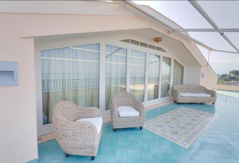 Deluxe Suite Sea View, La Suite Del Faro