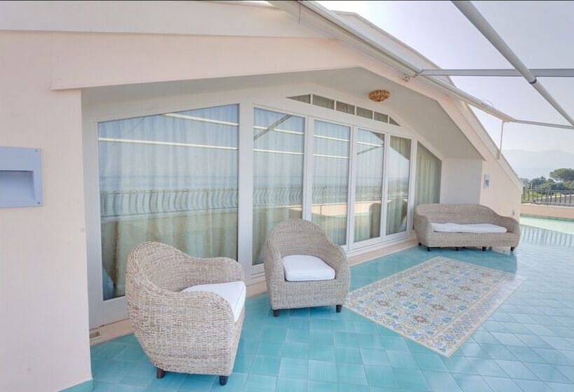 Deluxe Suite Sea View, La Suite Del Faro