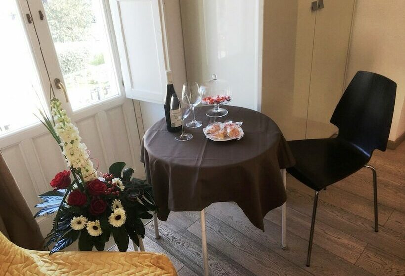 スタンダードルーム, Plaza Rooms