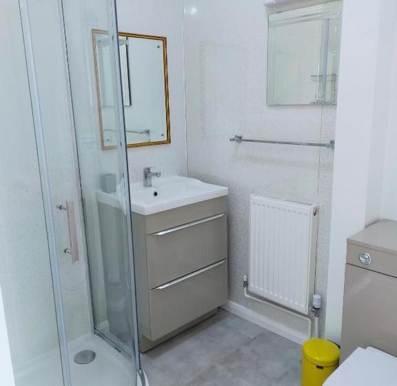 اتاق استاندارد, The Groveside Guest House