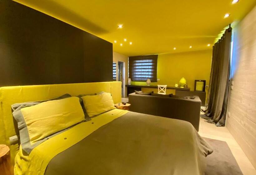 اتاق استاندارد با بالکن, Tonnoconte Relais & Restaurant