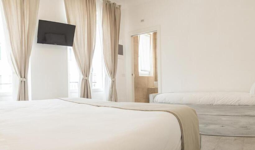 اتاق لوکس سه تخته, Bed & Breakfast Amati