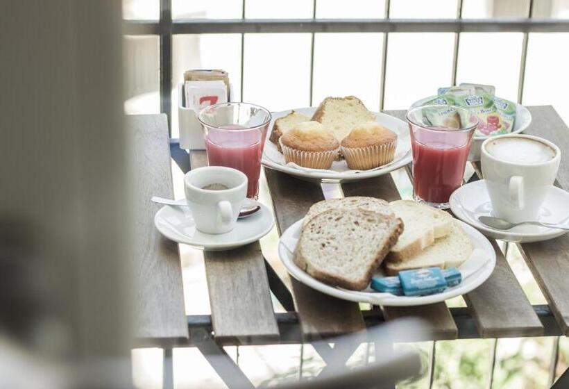 اتاق لوکس چهار تخته, Bed & Breakfast Amati