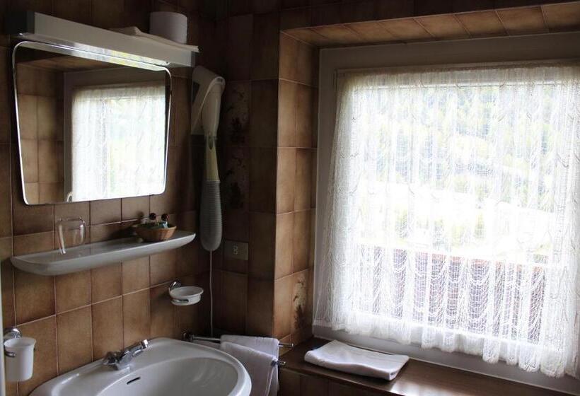 اتاق استاندارد, Albergo Alisander