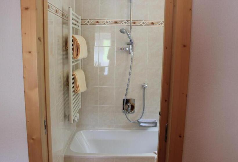 اتاق استاندارد, Albergo Alisander