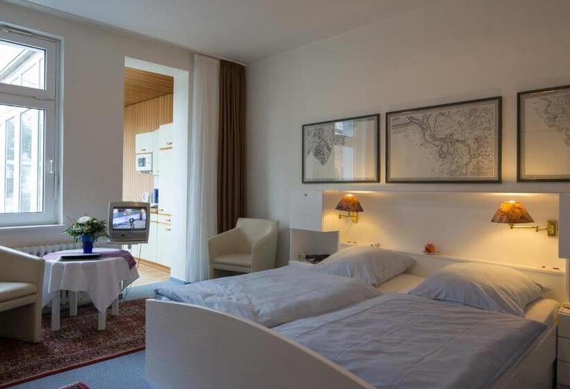 استودیوی استاندارد, S Haus Waterkant & Strandvilla Eils