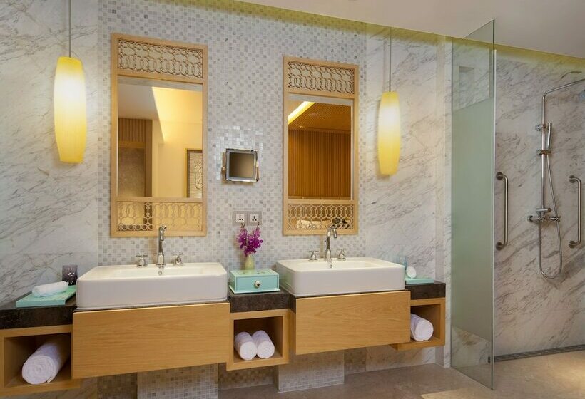اتاق لوکس با چشم‌انداز باغ, Thousand Cranes Sanya Yazhou Bay Int L Exchange Centre