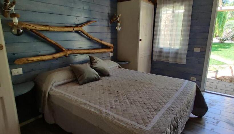 اتاق استاندارد با تخت بزرگ, Il Giardino Dei Flintstones B&b