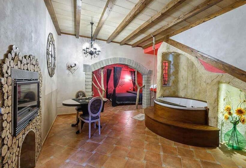 سوییت لوکس, Il Giardino Dei Flintstones B&b