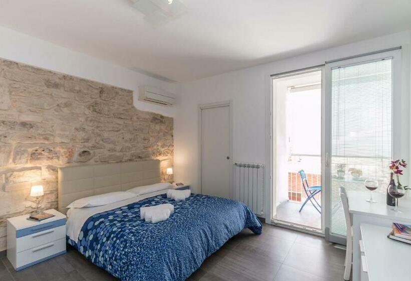 اتاق استاندارد, B&b Bianco E Blu