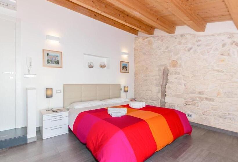 اتاق استاندارد, B&b Bianco E Blu