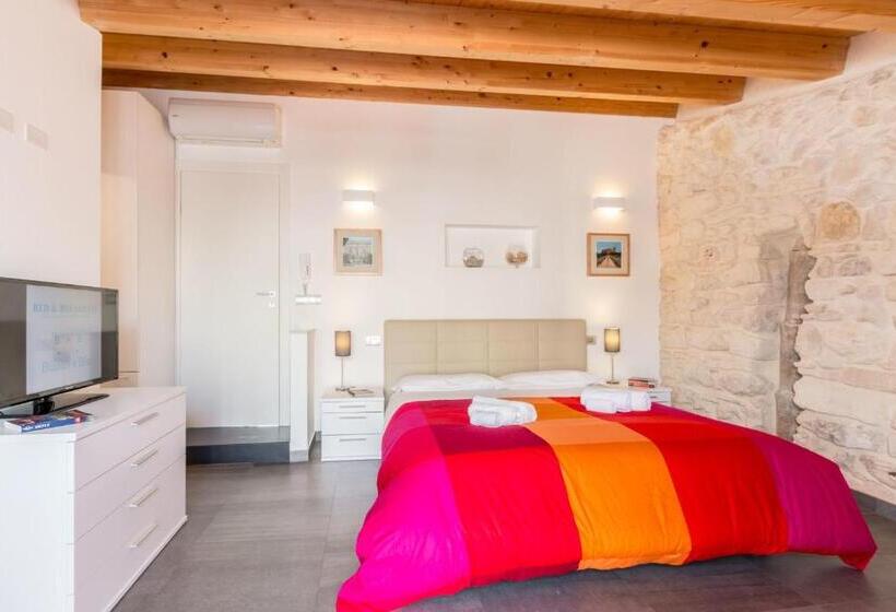 اتاق استاندارد, B&b Bianco E Blu