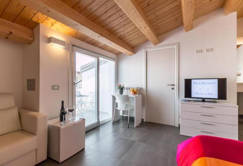 اتاق استاندارد, B&b Bianco E Blu