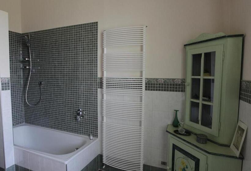 اتاق استاندارد, B&b Magic