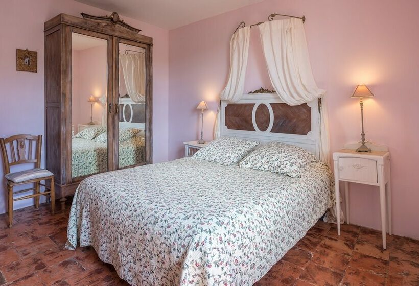 اتاق استاندارد, Le Relais De Tamaroque