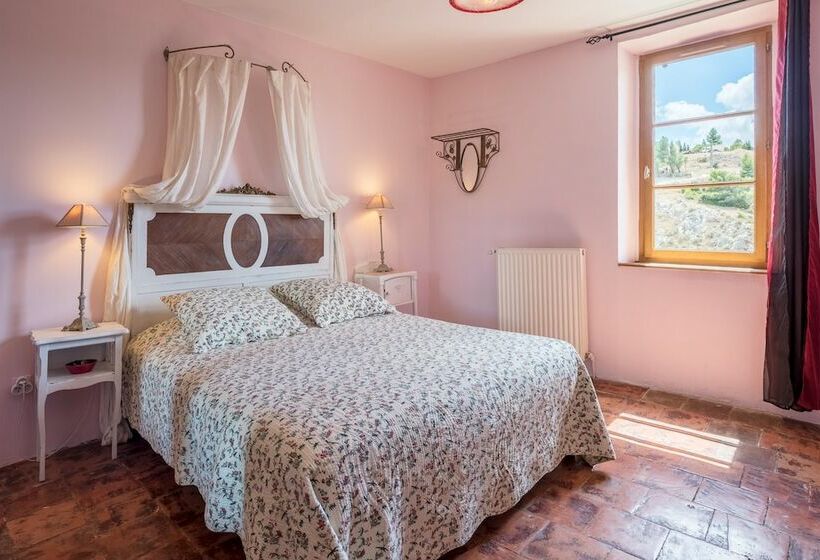 اتاق استاندارد, Le Relais De Tamaroque