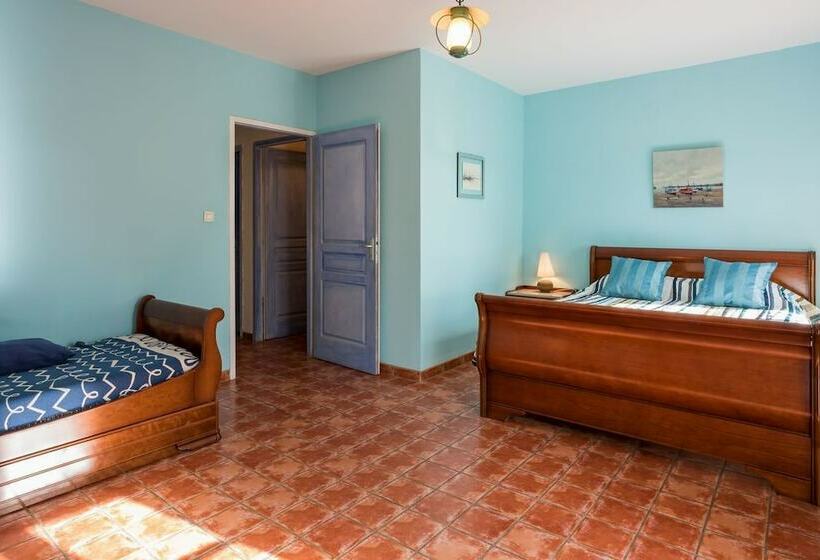 اتاق سوپریور, Le Relais De Tamaroque