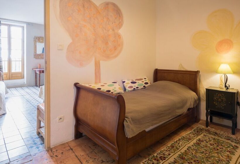 سوییت خانوادگی, Le Relais De Tamaroque
