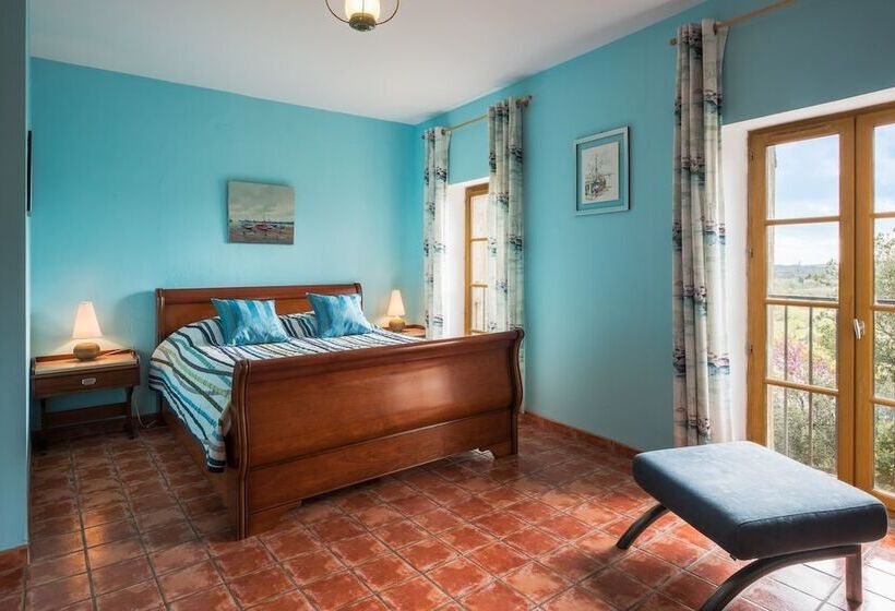 سوییت خانوادگی, Le Relais De Tamaroque
