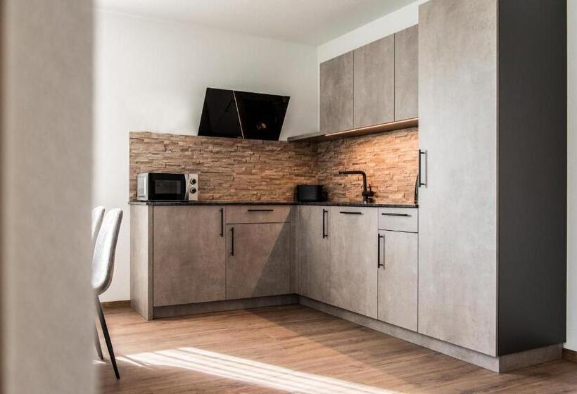 آپارتمان 1 خوابه با چشم‌انداز, Chalet Kristall   Dolomites Garden Chalet
