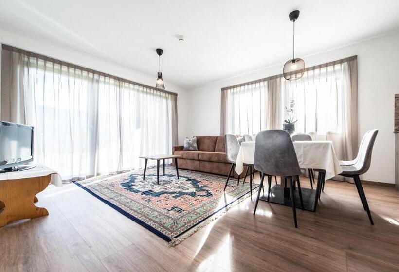 1 Bedroom Penthouse Apartment, Chalet Kristall   Dolomites Garden Chalet