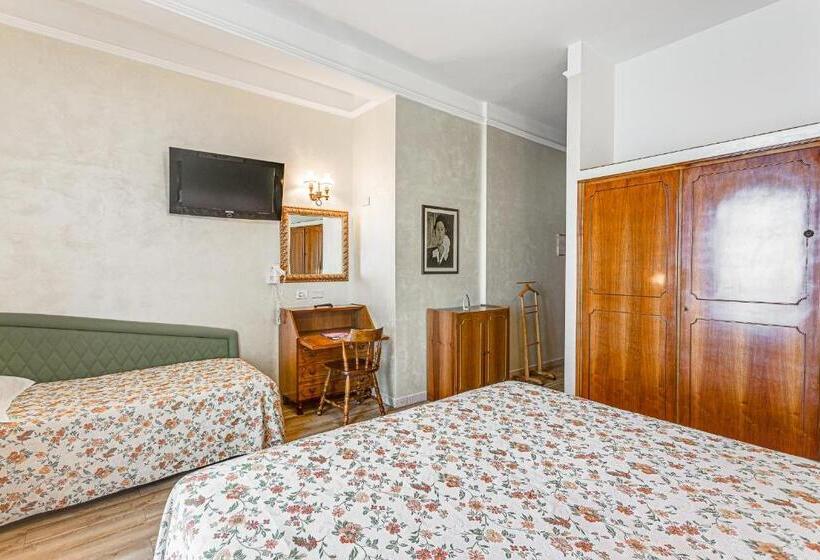 Triple Room Sea View, Internazionale